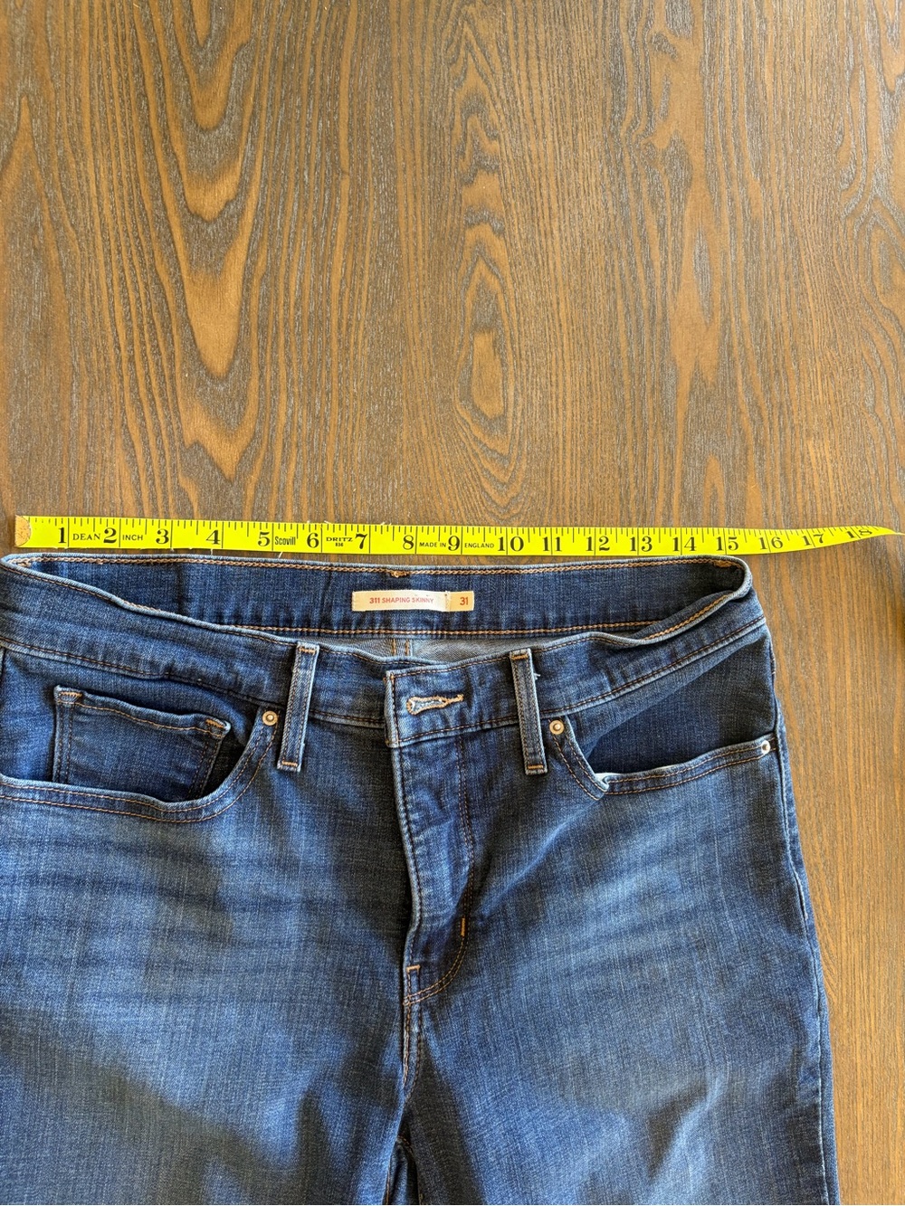 Levi’s 311 Shaping Skinny Jeans Women’s Size 31 Medium Wash Stretch Denim - Picture 7 of 7